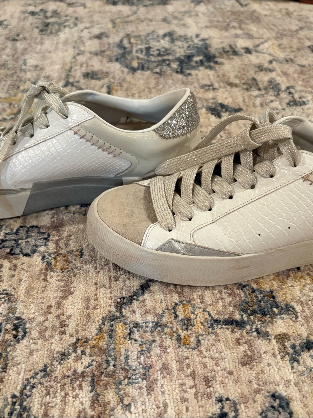 Shu Shop Low-Top Lace-Up Sneakers White Silver Beige Size 7 - Picture 3 of 5